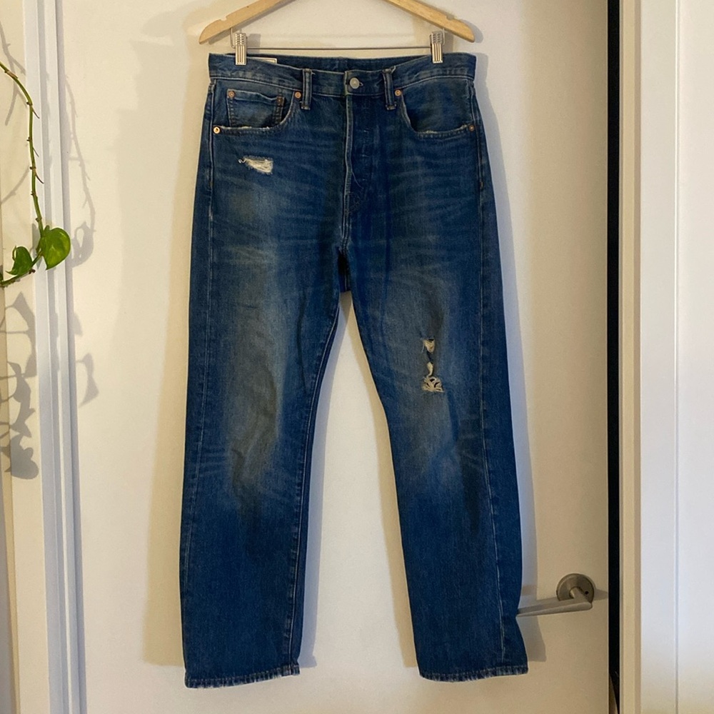 Gap 90’s Original Straight Fit Denim in Medium Blue Wash - 31x30